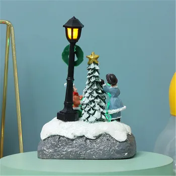 Ziemassvētku Ciematu Skatuves Ziemsvētki Koks Sniegavīrs Sveķu Ornaments ar LED Gaismas Animācijas Ielas Lampas Miniatūru Statuju Apdare